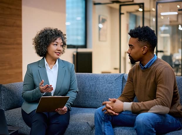 Financial consultation at E.A. Pinder III & Associates